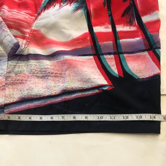 Original Use Men's 7" Elastic Waist Red and Black Tropical Swim Shorts Size XXL - Picture 13 of 13